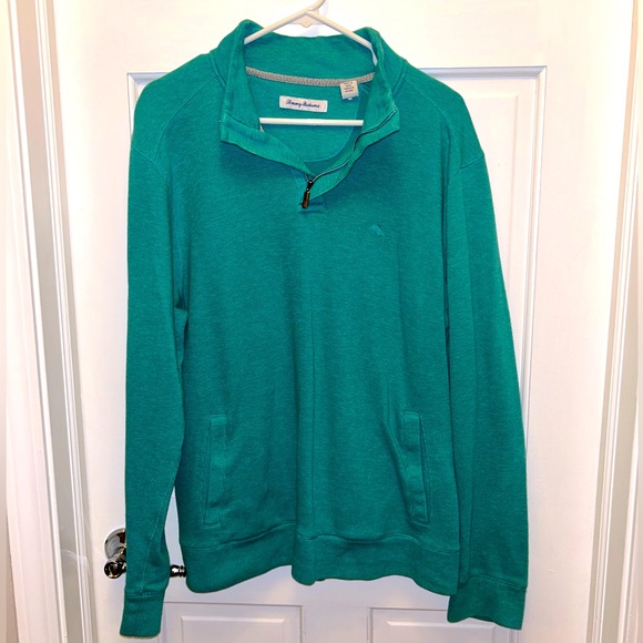 Tommy Bahama. Quarter zip sweatshirts. Medium - Picture 2 of 2